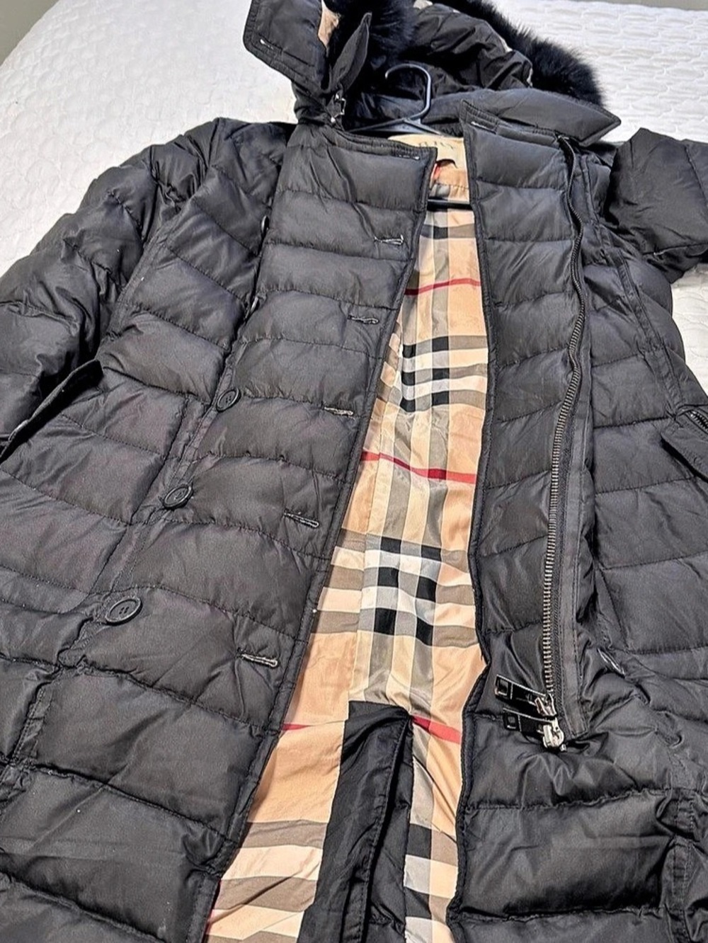 Burberry Brit Plaid Lined Puffer Coat Black Size Medium Like New